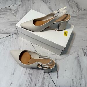 Gibson Latimer White Slingback Point Toe Heels Size 8
